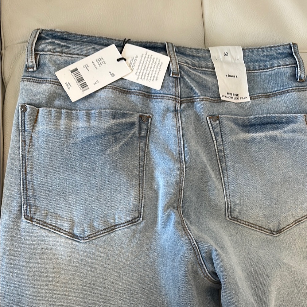 Classic Blue Women's Jeans NWT